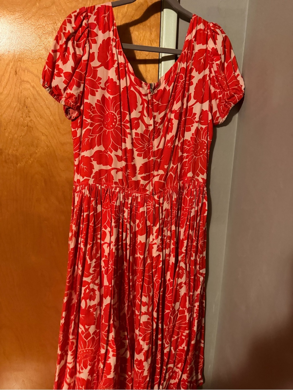 Bernie Dexter Rayon Red Floral Midi Dress